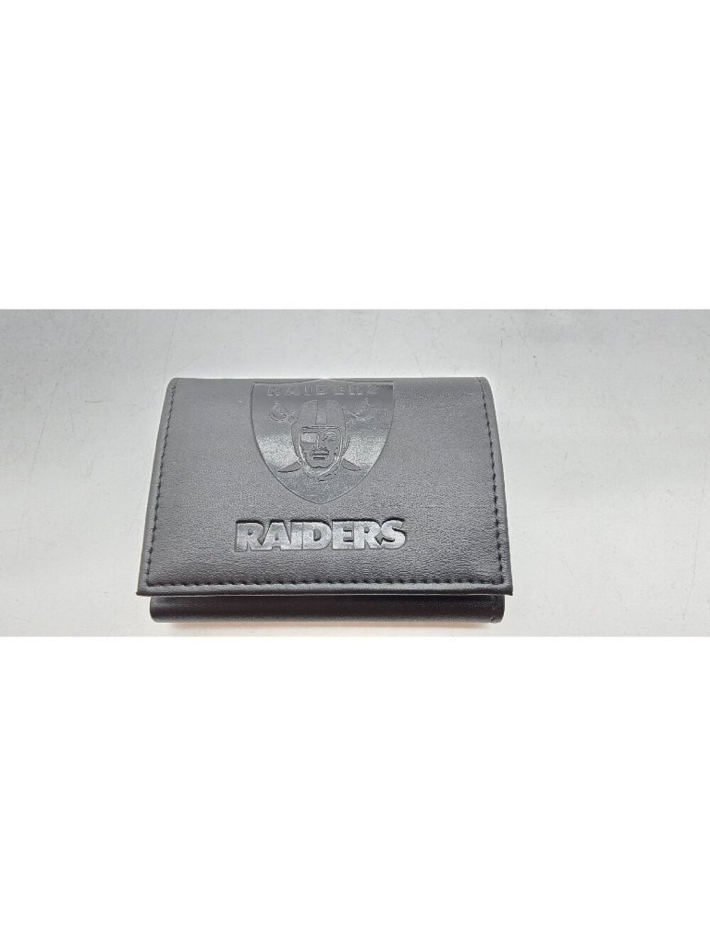 RAIDERS GENUINE LEATHER WALLET BLACK TRIFOLD LAS VEGAS / OAKLAND NFL NEW IN BOX